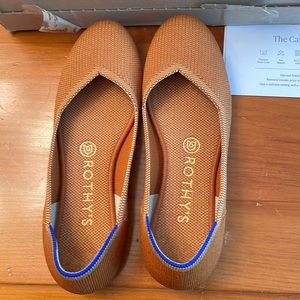 Rothy’s camel (brown) flats